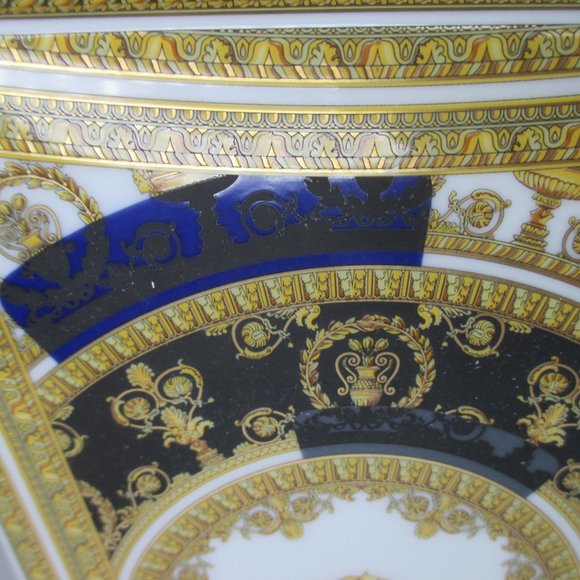 Versace I Love Baroque and Roll Porcelain Vase 9 1/2" tall Rare and Original - Picture 5 of 11